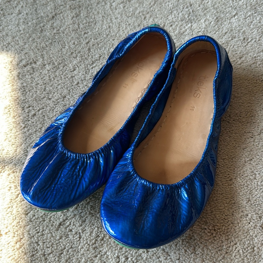 Tieks Sapphire Blue patent flats size 11